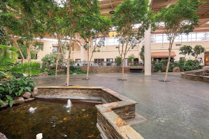 FairBridge Hotel by Concord Plaza