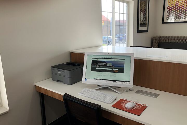 Holiday Inn Express Hotel & Suites Harrison by IHG