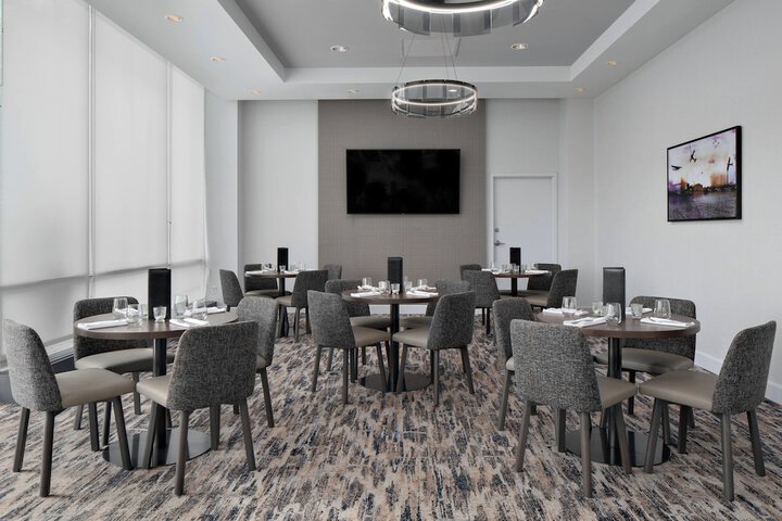 Courtyard by Marriott Edmonton Downtown