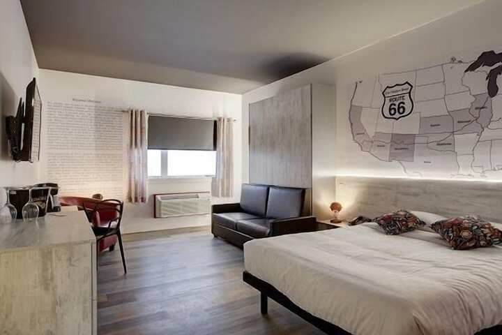 Room 14 of 50