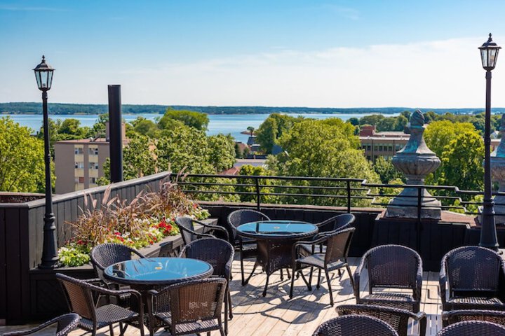 Terrace/Patio 58 of 62