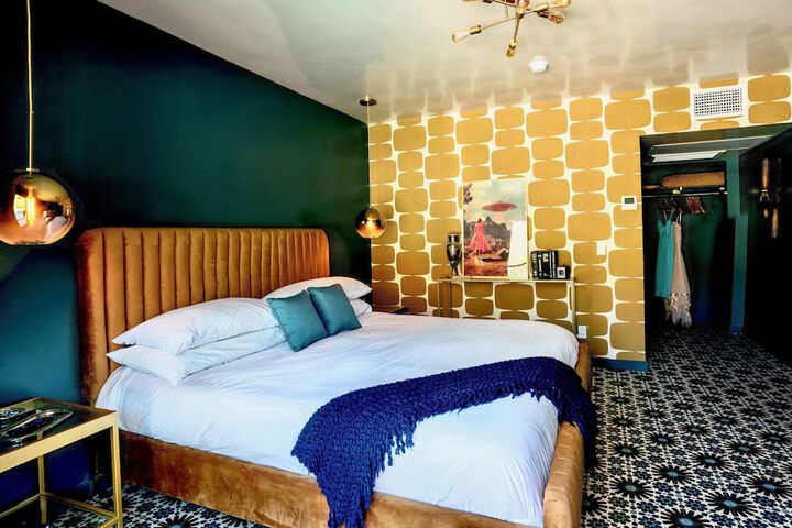 Room 14 of 41