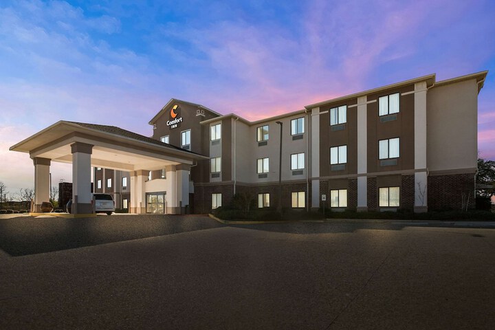 Hotel 2 of 35