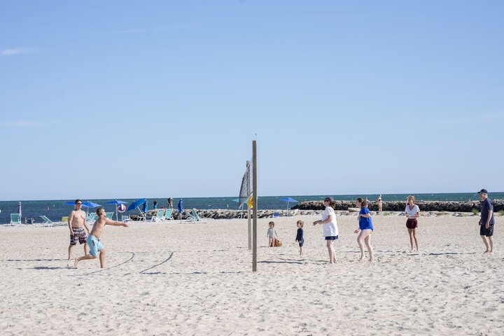 Riviera Beach Resort