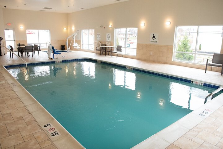 Pool 19 of 82
