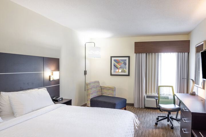 Room 22 of 45