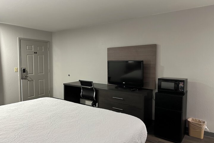 Room 7 of 23