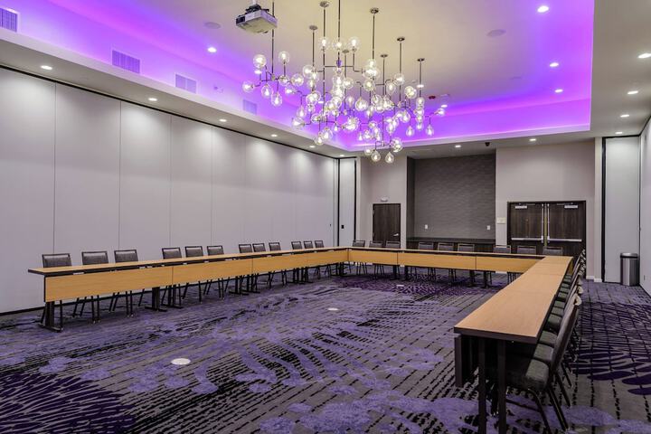 Courtyard by Marriott Lake Jackson