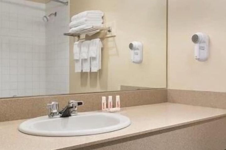Days Inn by Wyndham Stephenville