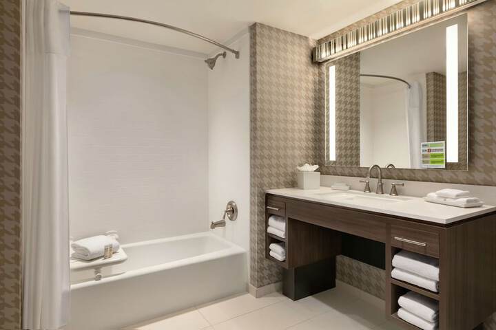 Room 12 of 29