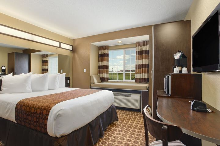 Room 15 of 26