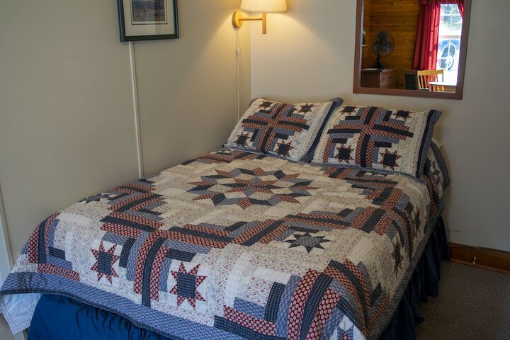 Crandell Mountain Lodge