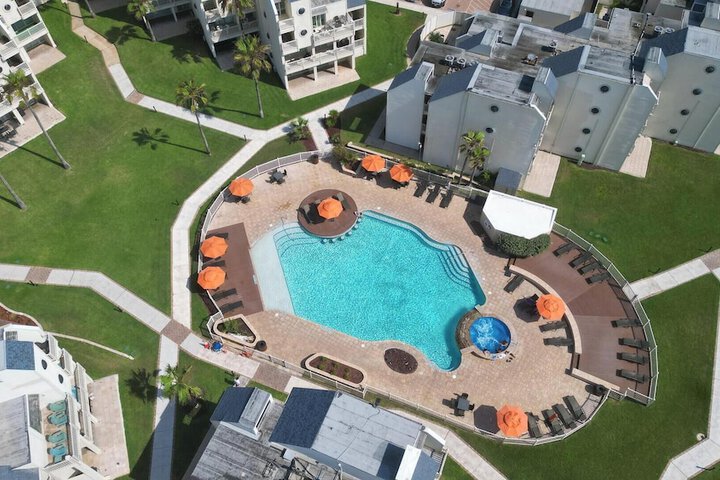 Pool 48 of 125