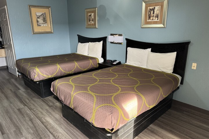 Room 14 of 29