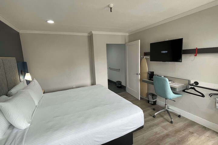Room 19 of 31
