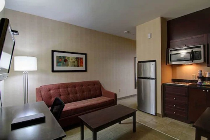 Room 32 of 58