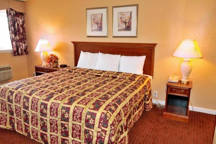 Parkway Inn Philadelphia Airport