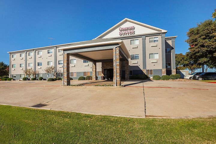Hotel 2 of 43