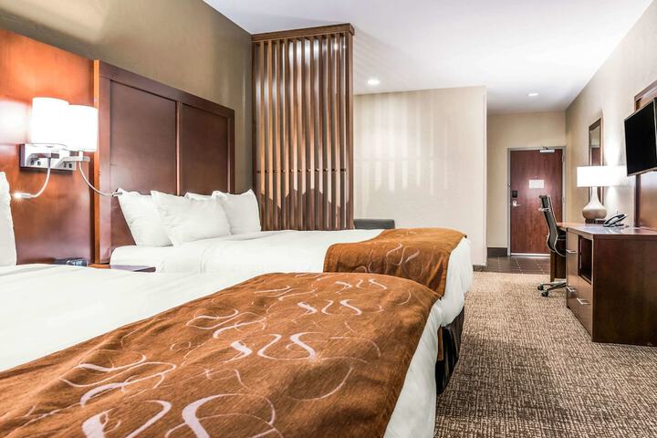 Room 17 of 40