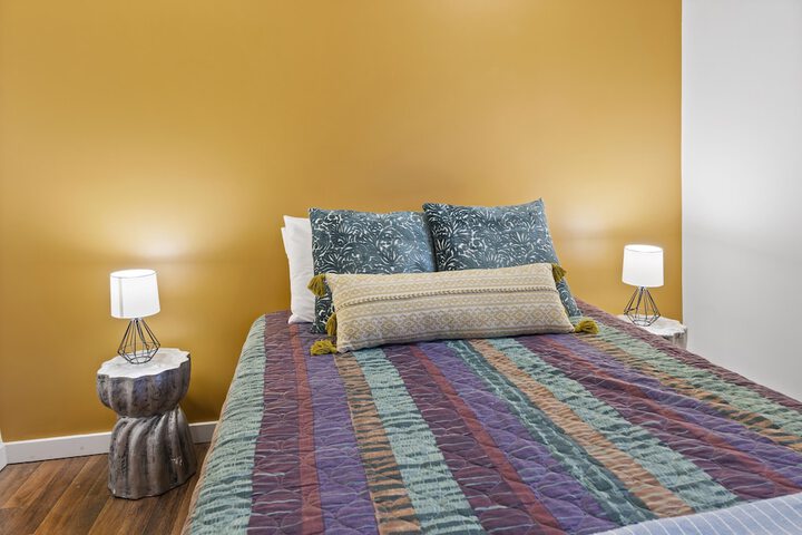 Room 6 of 20