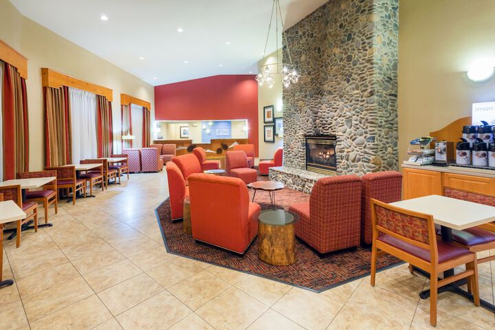 Hotel Interior 10 of 46