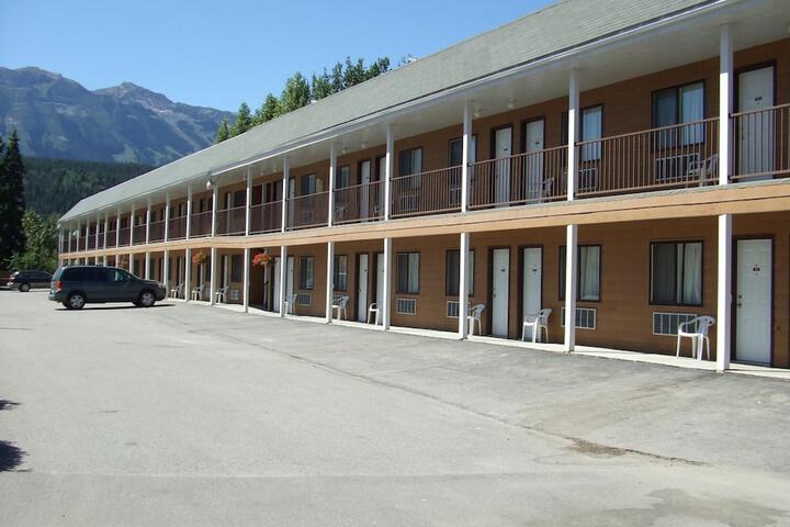 Hotel 8 of 56