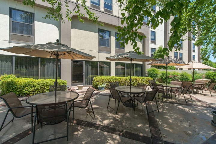 Hampton Inn by Hilton Charlotte / Matthews