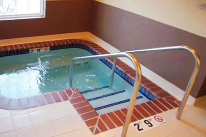 Pool 6 of 109
