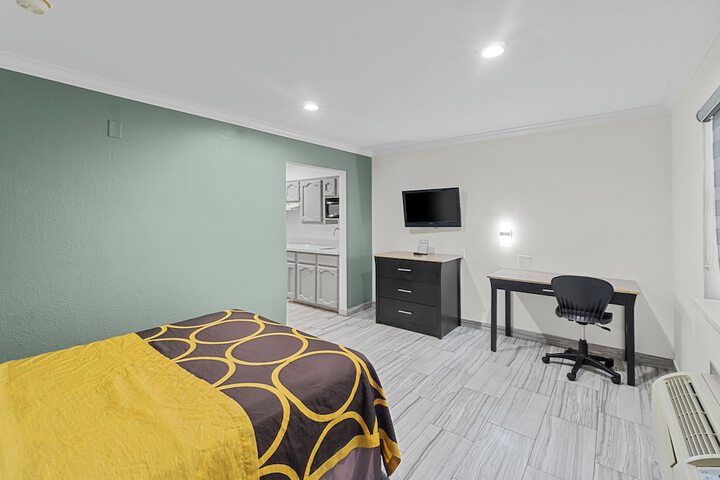 Room 38 of 54