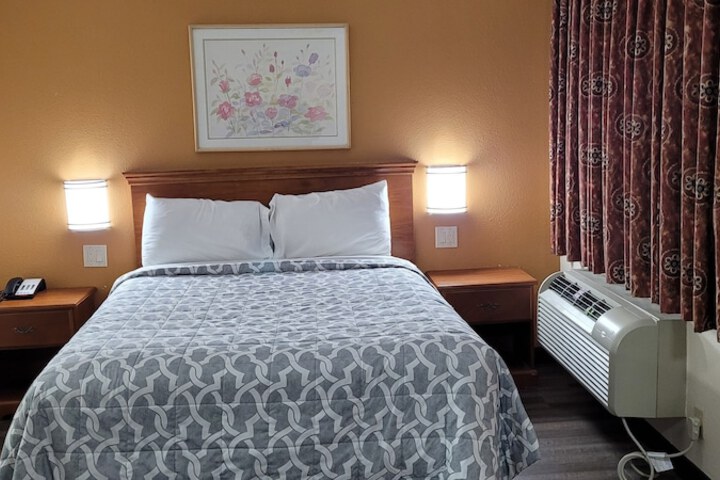 Room 52 of 53