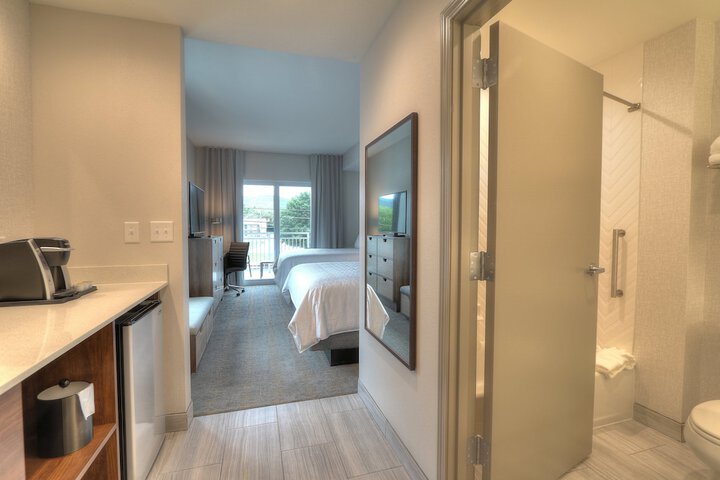 Room 75 of 107