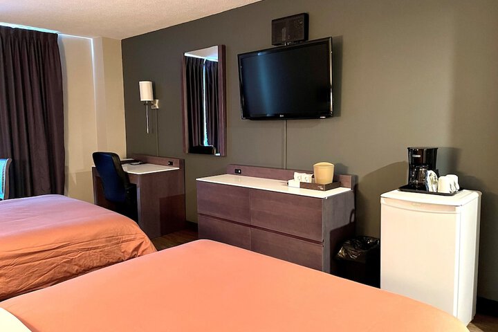 Room 18 of 40
