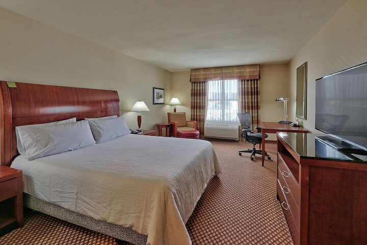 Room 28 of 53