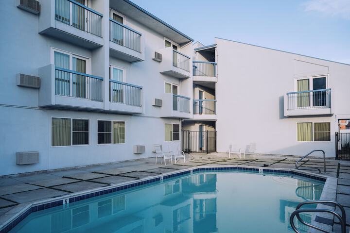 Sand Dollar Inn