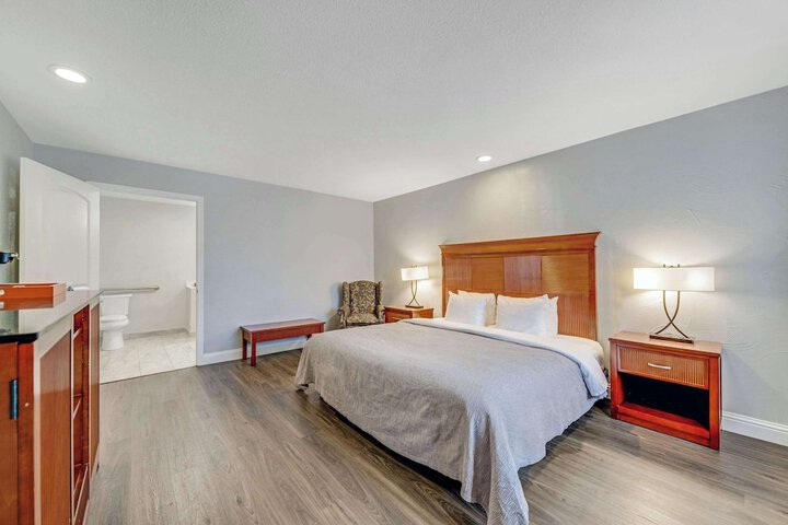 Room 31 of 36