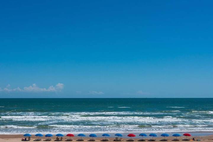 Beach 111 of 122