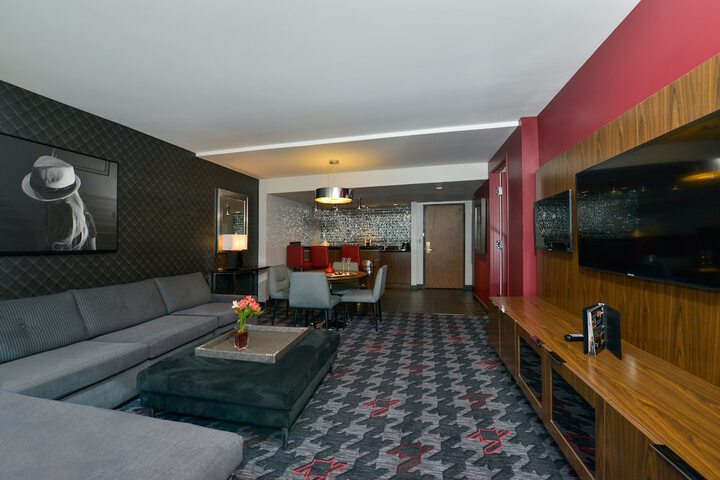 Room 22 of 41