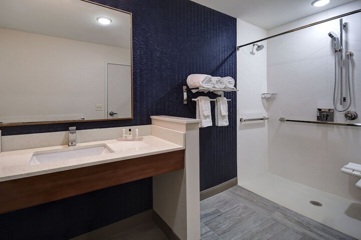 Fairfield Inn & Suites by Marriott Grand Rapids Wyoming