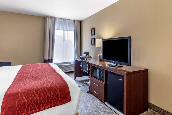 Room 19 of 28