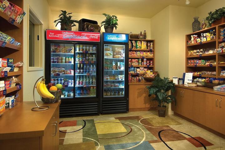 Candlewood Suites Burlington South by IHG