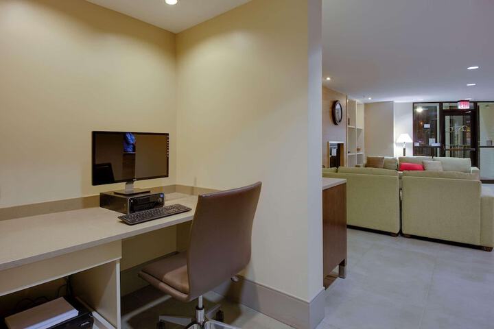 Business Center 14 of 14