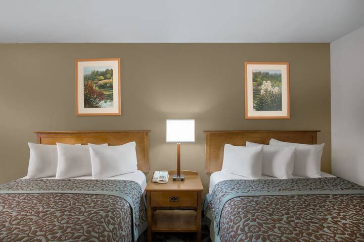 Room 6 of 22