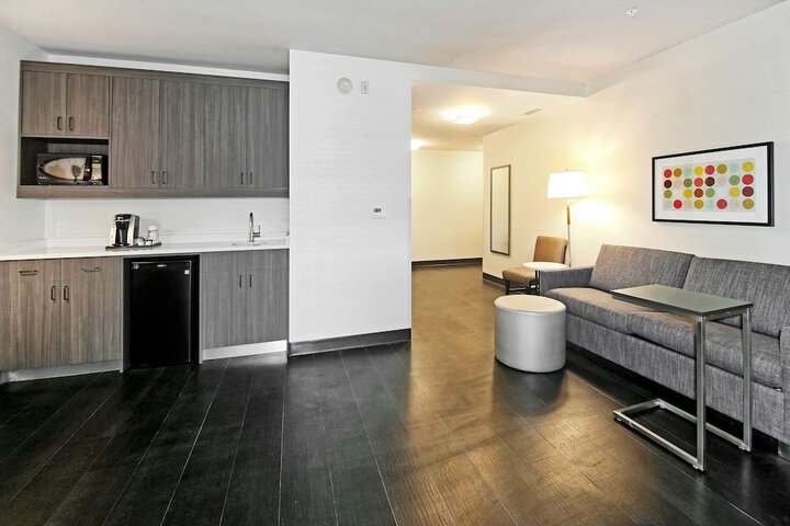 Room 39 of 155