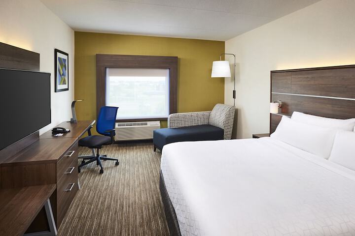 Holiday Inn Express and Suites Brantford by IHG