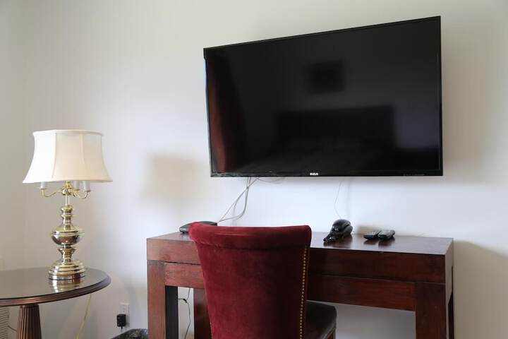 Room 6 of 49