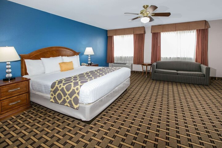 Room 13 of 29