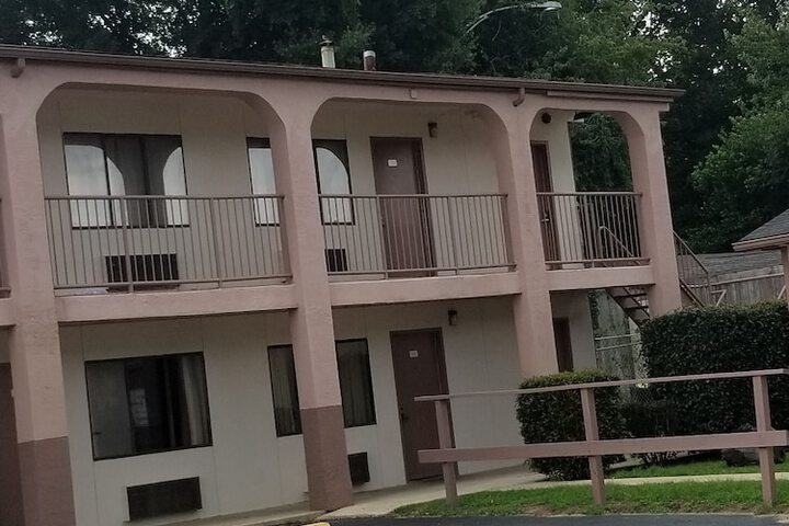 Hotel 4 of 34