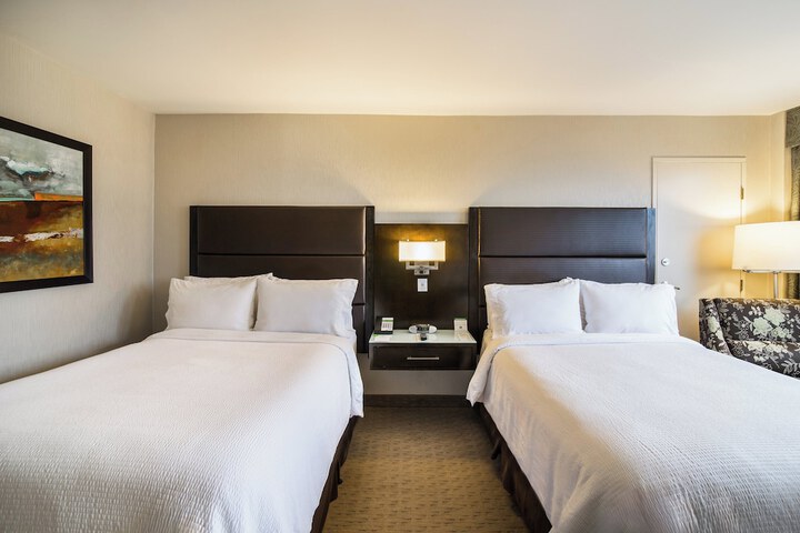 Room 34 of 53