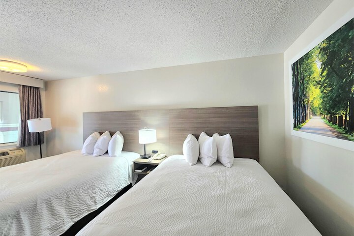 Days Inn by Wyndham San Marcos