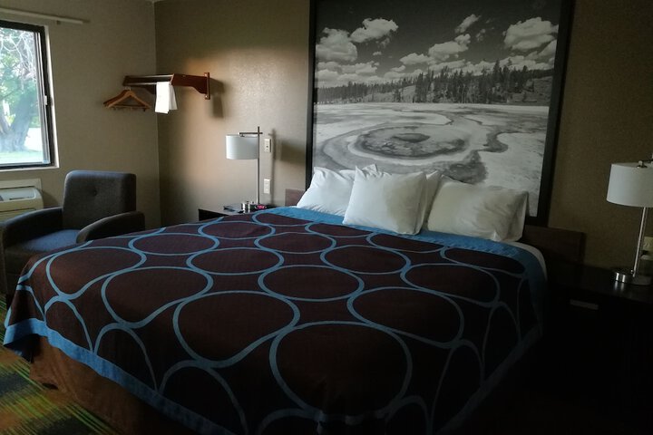 Super 8 by Wyndham Keokuk